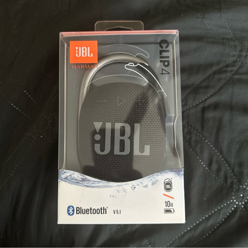 JBL Clip 4 Bluetooth Speaker - Black